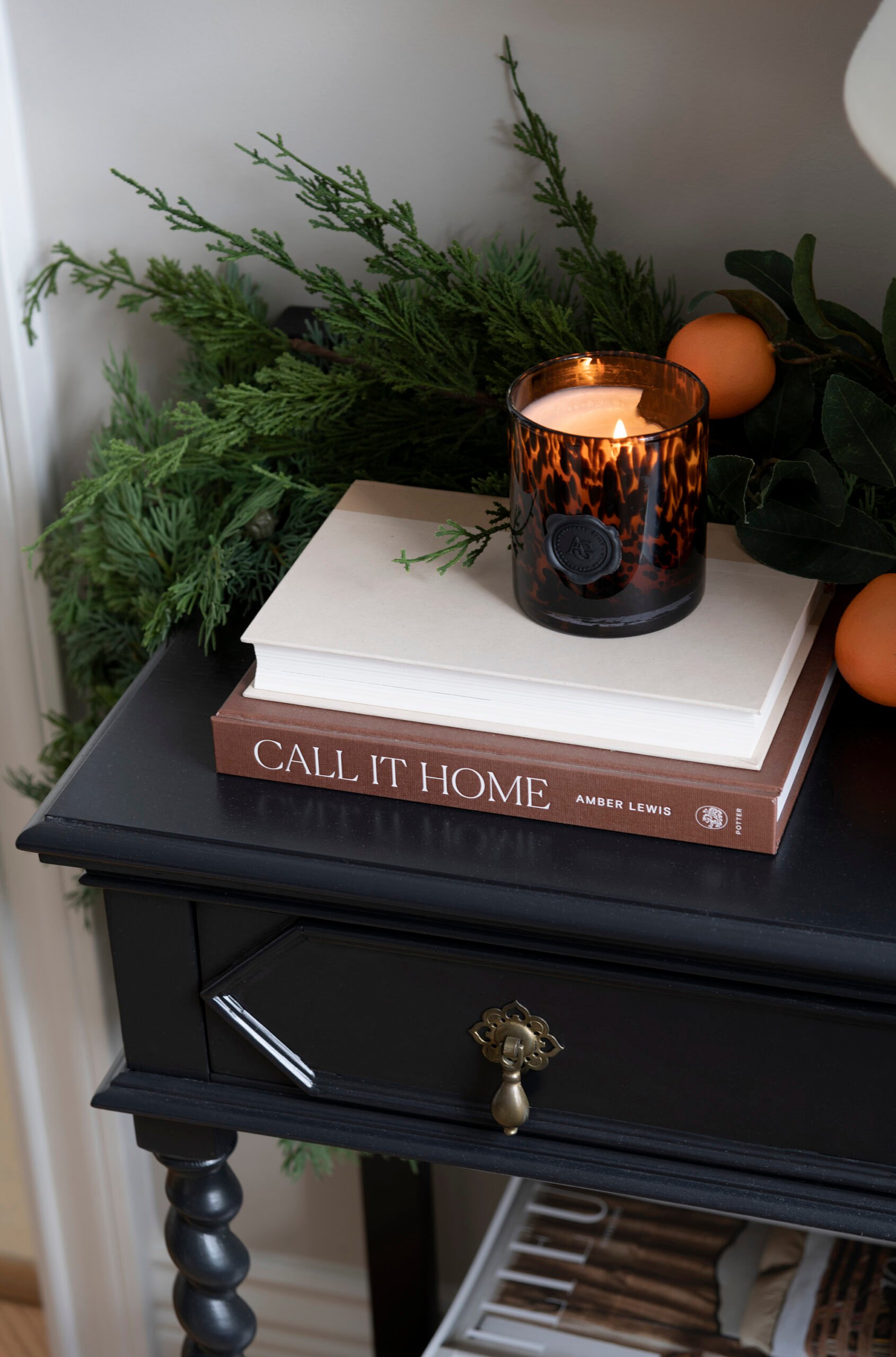 Christmas Tour: My Holiday Home Office - roomfortuesday.com