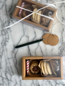 Classic Holiday Cookie Boxes & Packaging Ideas - roomfortuesday.com
