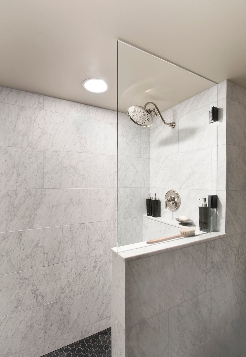 How to Make a Small Bathroom Look Larger - roomfortuesday.com
