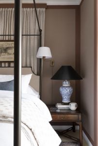 Maroon Guest Bedroom Reveal - roomfortuesday.com