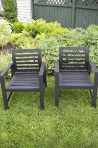 How to Paint Patio Furniture Like a Pro - roomfortuesday.com